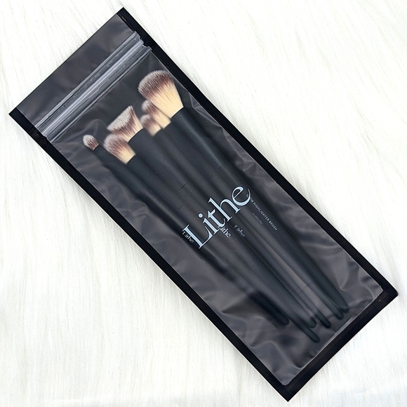 🔴 LITHE Every Day Brush Set - 6 Makeup Brushes - Picture 1 of 4